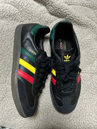Tênis Adidas Samba Og Rasta Preto. Número 34 calça 35.