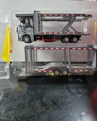 Miniatura 1:24 caminhão cegonha Mercedes actros todo em metal