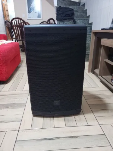 Caixa ativa JBL eon 615 - 1000w 