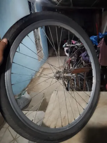Roda traseira Aero completo com pneu e Câmara 