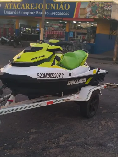 Jet sky seadoo 90 HP