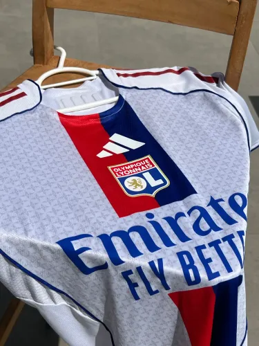 Camiseta Adidas Lyon 