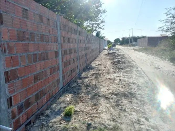 Terreno amplo em Morro Branco