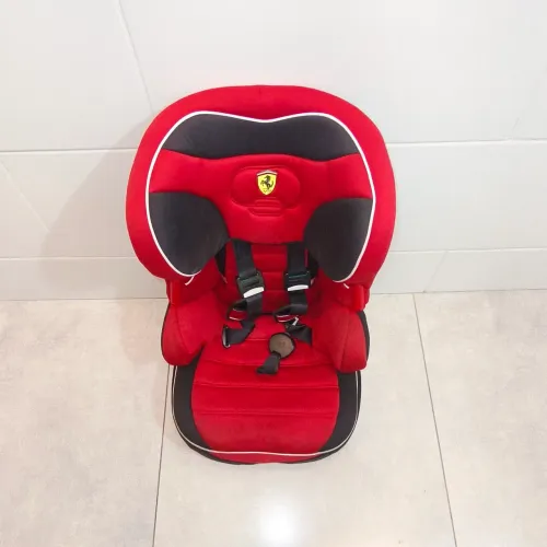 Cadeira para Auto Ferrari Team Tex - 9 a 36 kg
