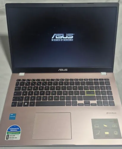 Notebook ASUS seminovo 