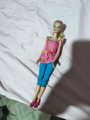 Barbie pintora