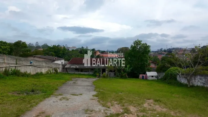 TERRENO À VENDA NO CENTRO DE EMBU-GUAÇU | 1.000 m².
