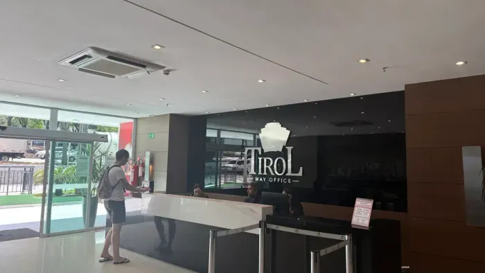 SEU NEGÓCIO NO TOPO: Sala Comercial Exclusiva no Tirol Way - O Endereço de Sucesso em Nata