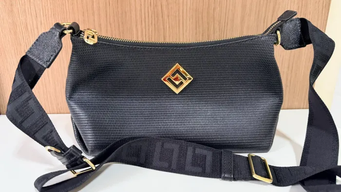 Bolsa da marca brasileira Luz da Lua