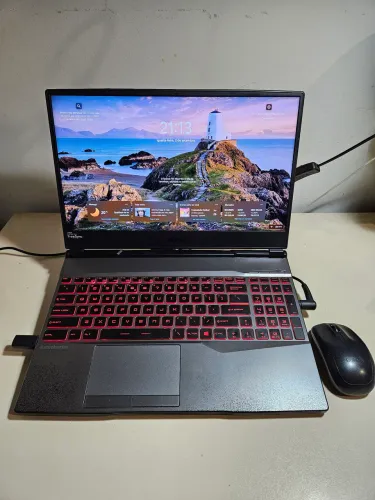 Notebook Gamer MSI Alpha 15 - Ryzen 7 / RX5500M / 24gb ram / SSD 1TB / Tela 120hz