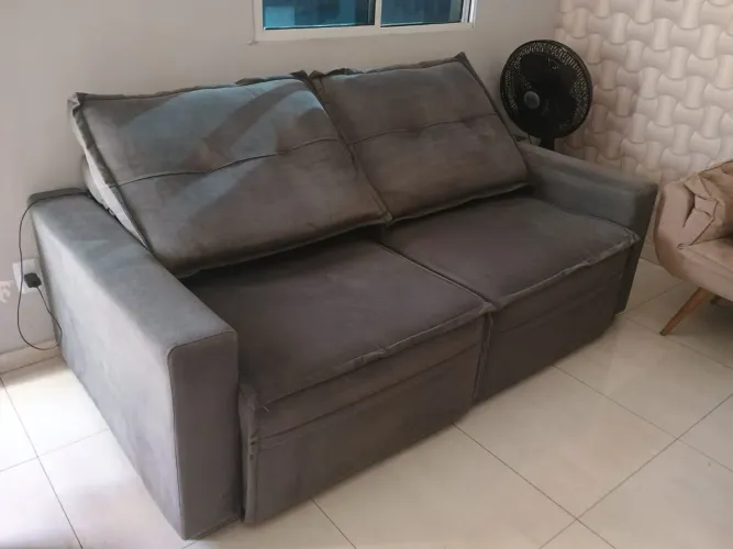 Sofá retrátil