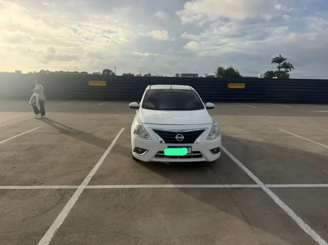 Nissan Versa SL 1.6 16V Flexstart 4P Aut. 2019