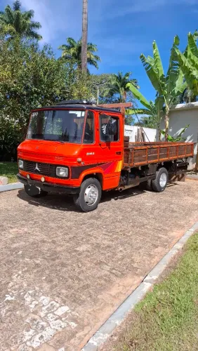 Caminhão 608
