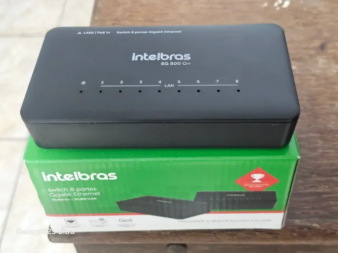 Switch com 8 Portas Gigabit Ethernet