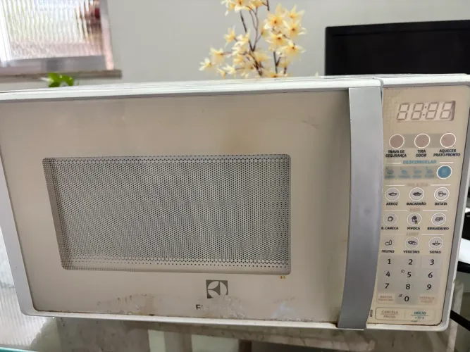 Microondas eletrolux a funcao ligar e cancelar nao funciona