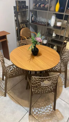 Cadeira nova (favor ler descrição)