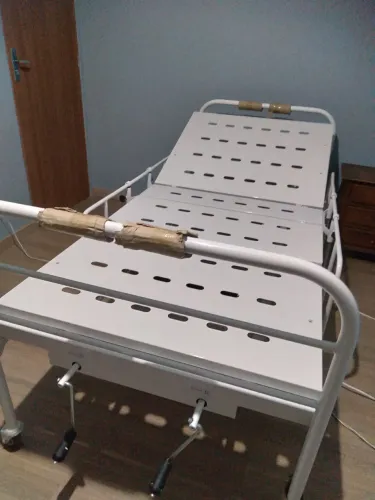 Cama domiciliar nova