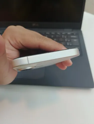 iPhone 16 128gb branco (Garantia Apple até setembro)
