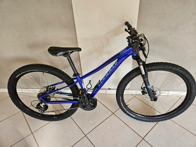 Bicicleta Specialized Jett 27.5