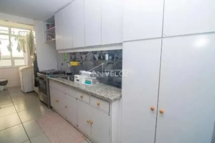 Apartamento - Padrão / Residencial / Leblon