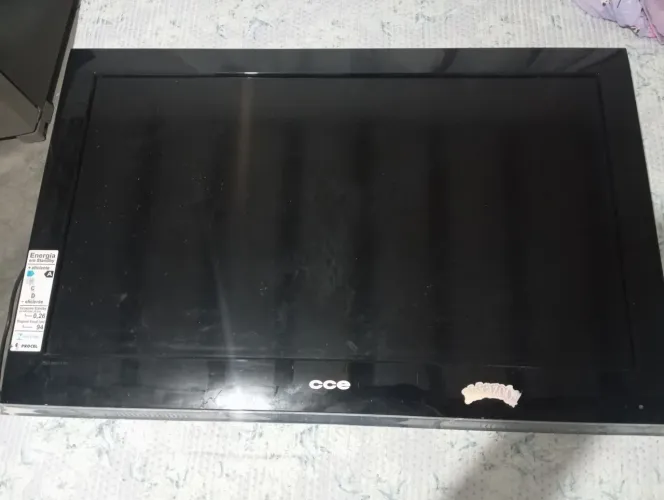 Tv LCD CCE 37 Polegadas