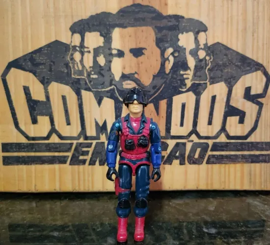 Comandos em Ação - Scrap Iron