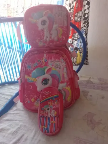 Bolsa escolar 55 reais.