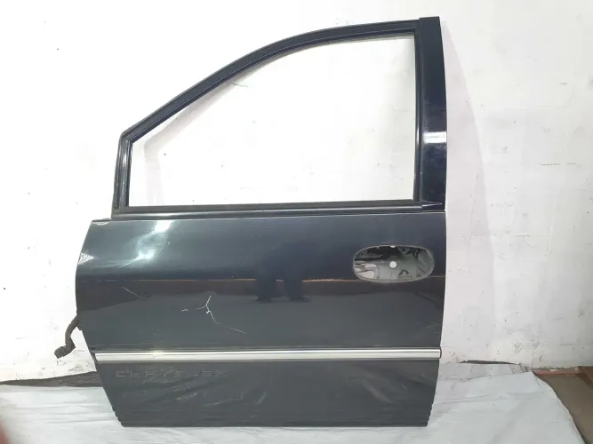 Porta Dianteira Esquerda Chrysler Grand Caravan 96 97 98 99 