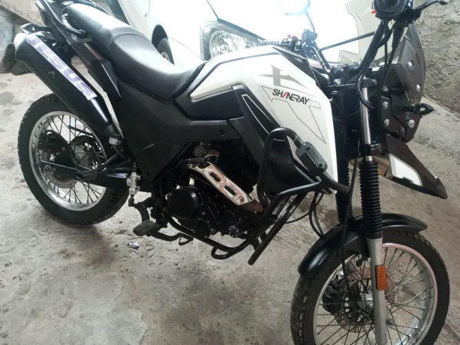 Vendo ou troco moto