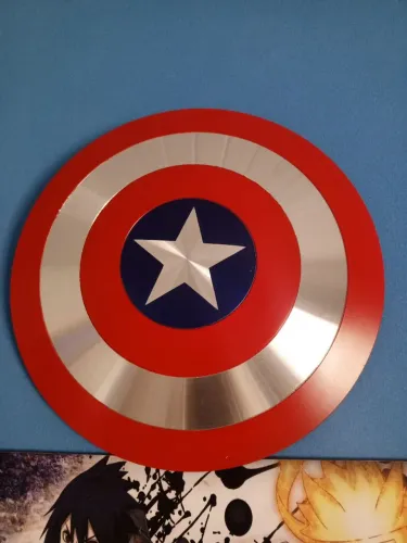 Vendo escudo do capitão América 30 cm novo