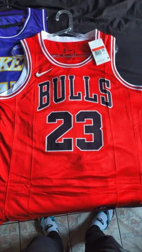 Regata Retro Nike NBA Chicaco Bulls 23 Jordan