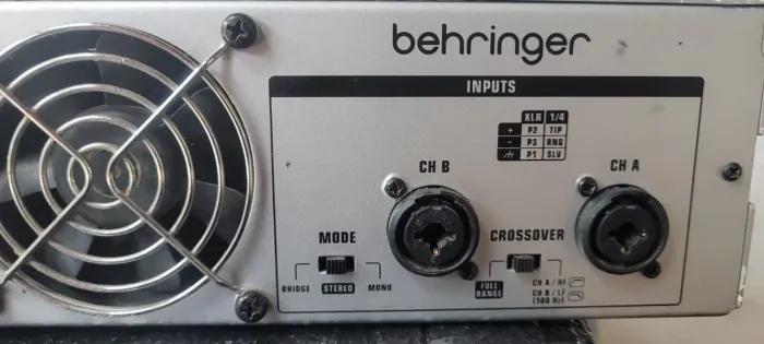 Vendo potência digital behringer inuke NU 3000