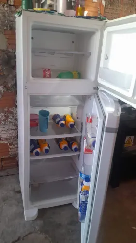 Vendo geladeira