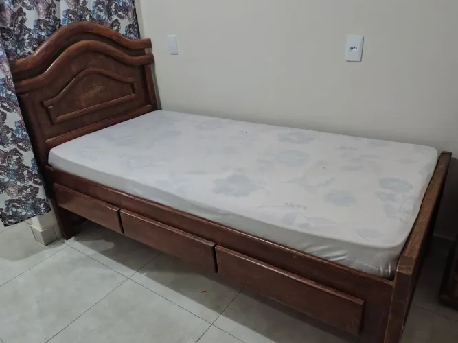 Cama Solteiro + Colchão + Criado Mudo 