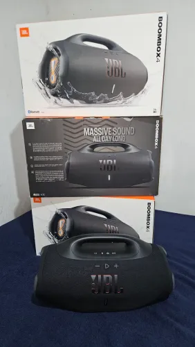 JBL BOMBOX 4 ZERO PRA VENDER LOGO!