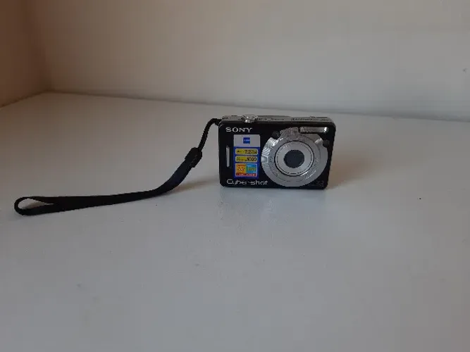 Sony Cyber-shot DSC-W55