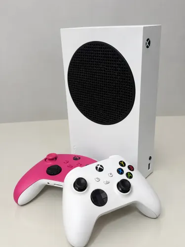 X BOX SERIES S + 2 CONTROLES