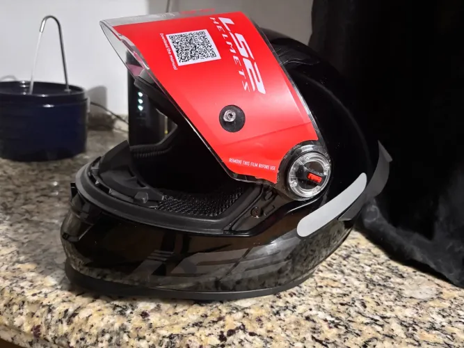 Capacete Original LS2 FF358 S Preto Brilhante 58