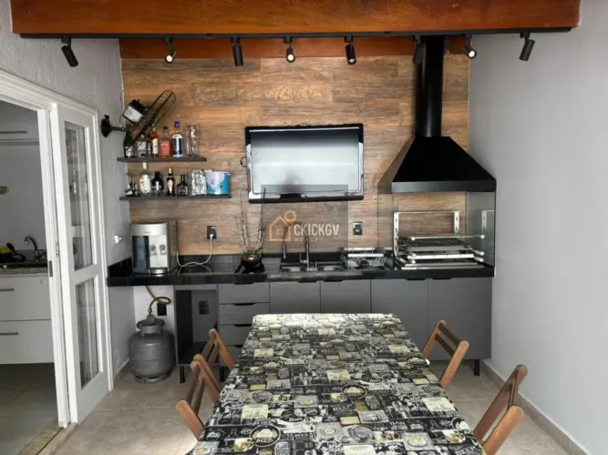 Casa à venda em Indaiatuba condomínio Villaggio Di Itaici, com 3 quartos, varanda gourmet