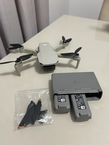 DRONE DJI 4k mini