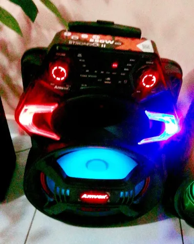 Caixa amplificada 550wts amvox potente