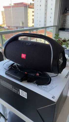 JBL Boombox 2 com caixa completa
