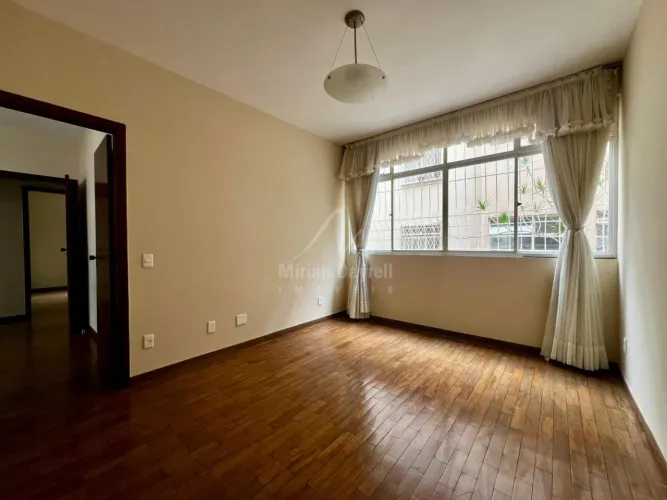 Aluguel apartamento três quartos (um suíte) Anchieta