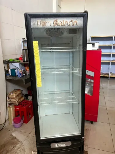 VENDE-SE MERCEARIA