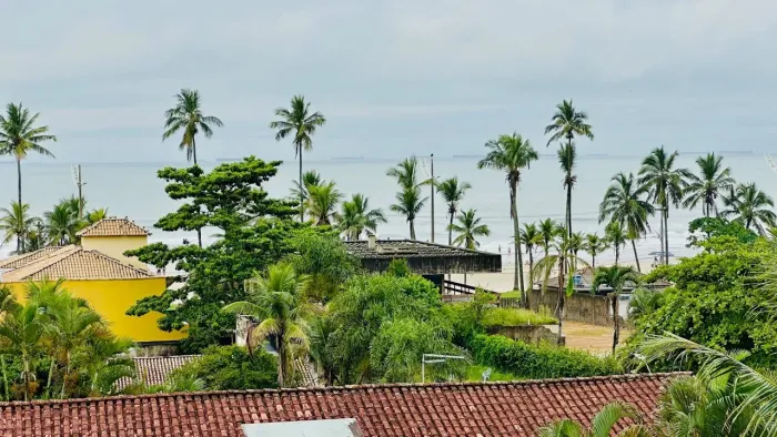 Apartamento Duplex Beira Mar à Venda na Enseada no Guarujá | QVista Inteligência Imobiliár