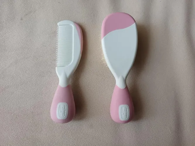 Kit Escova de cabelo e pente bebê marca chicco