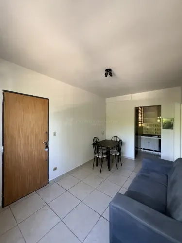Apartamento 1 Quarto na Zona 07 - Em frente à UEM