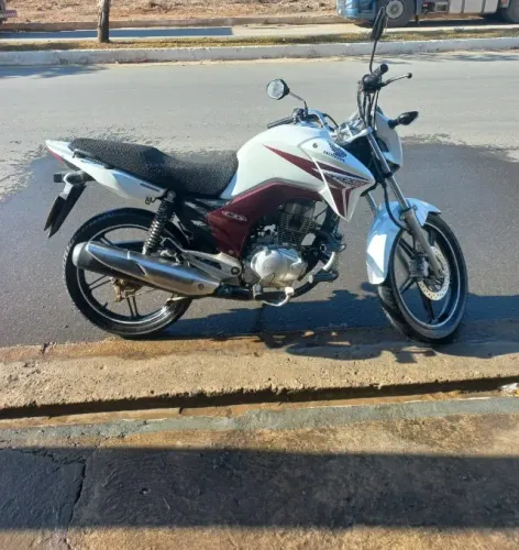 VENDO MOTO CG 150 TITAN 