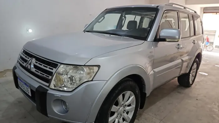 Mitsubishi Pajero HPE Full 3.2 4X4 T.i.dies. 5P AUT 2011