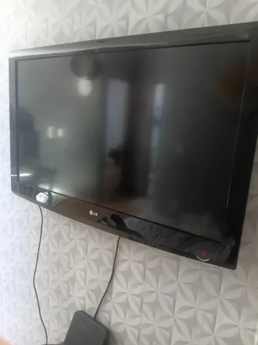 Televisão LG 42 polegadas